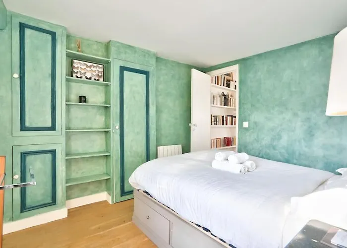 Elegant T1 A 13 Min Du Musee Du Louvre